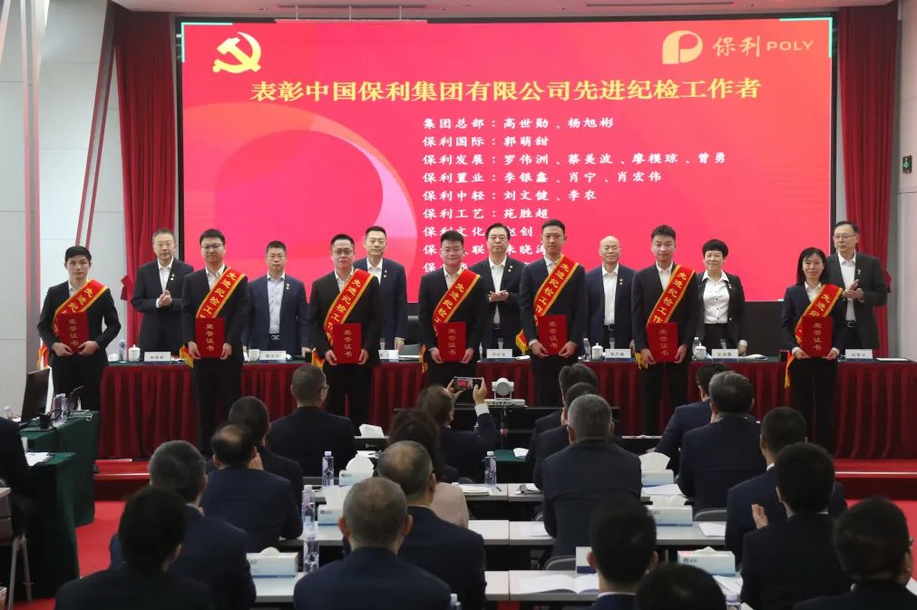 69ef2e39a65f4bcf9c6e7c0ff9f54b63